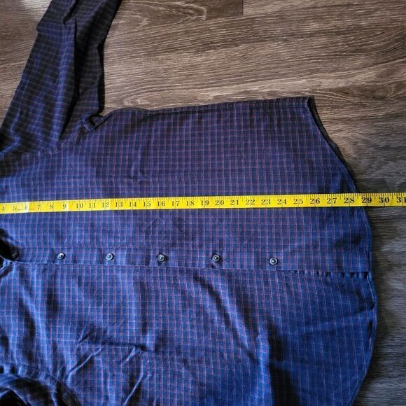 Hart Schaffner Marx 100% Cotton, Red and Navy Button Down Shirt Mens Medium - Picture 7 of 7